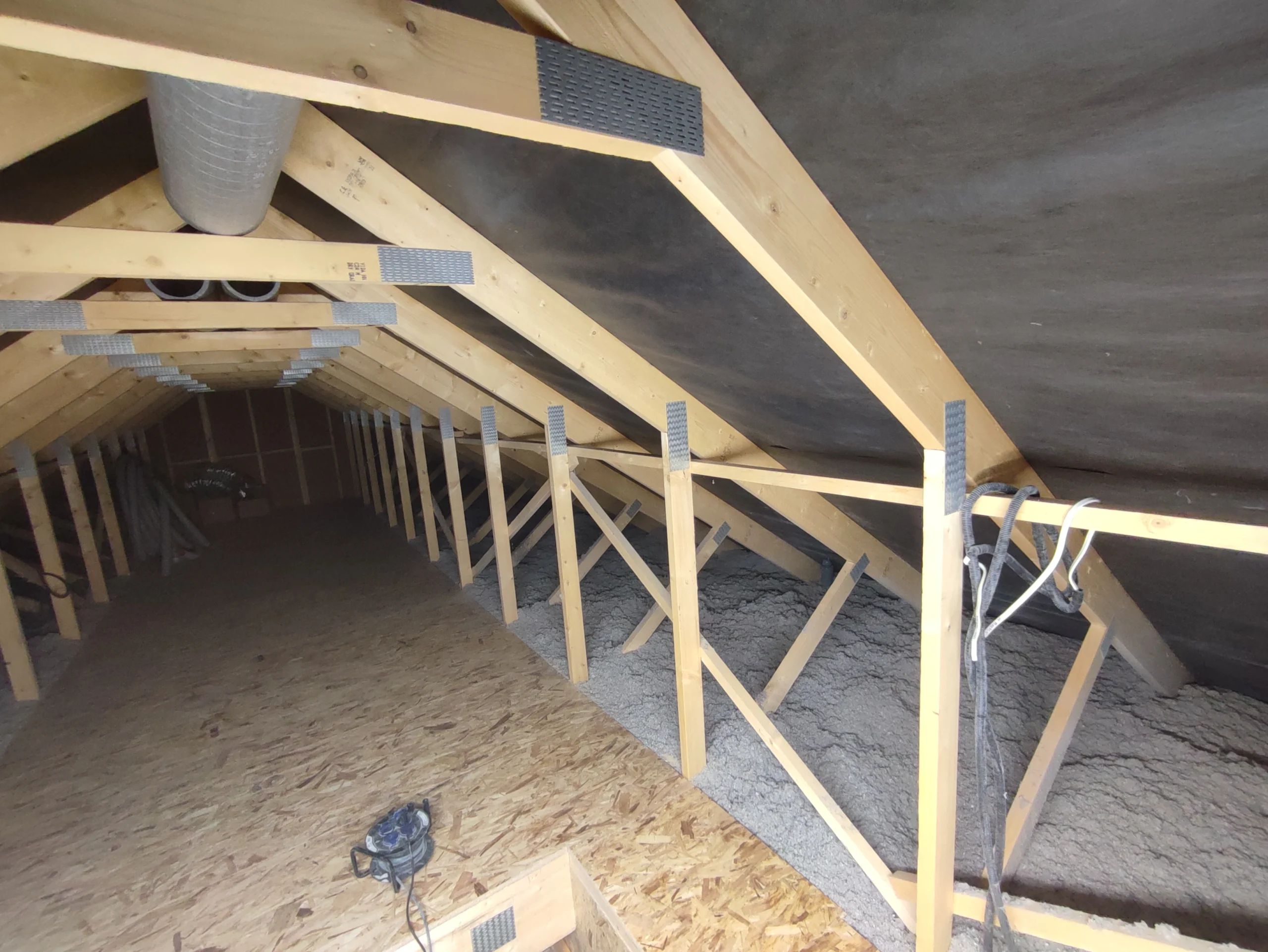 zdjęcie - ocieplanie poddasza