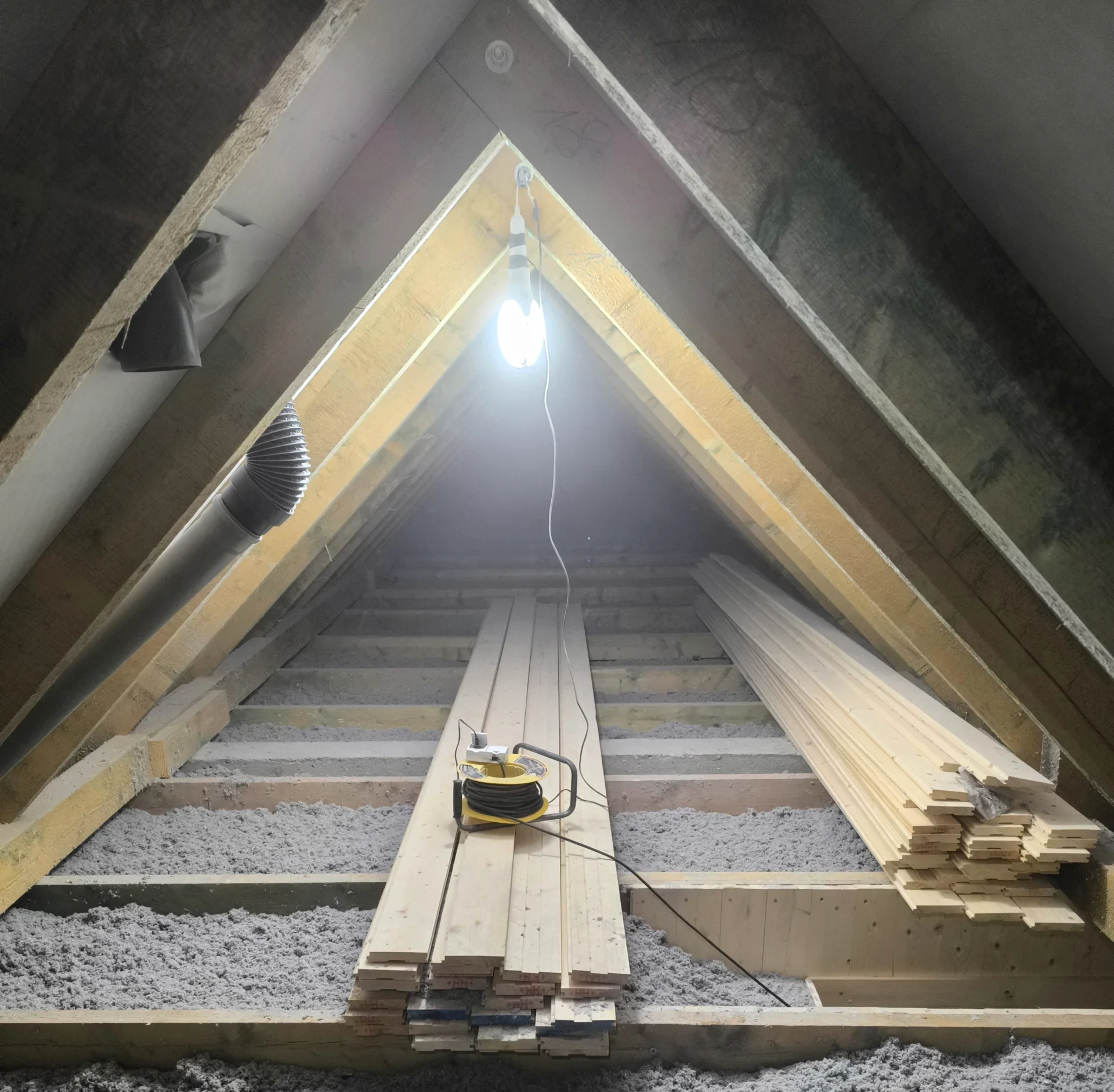 zdjęcie - ocieplanie poddasza