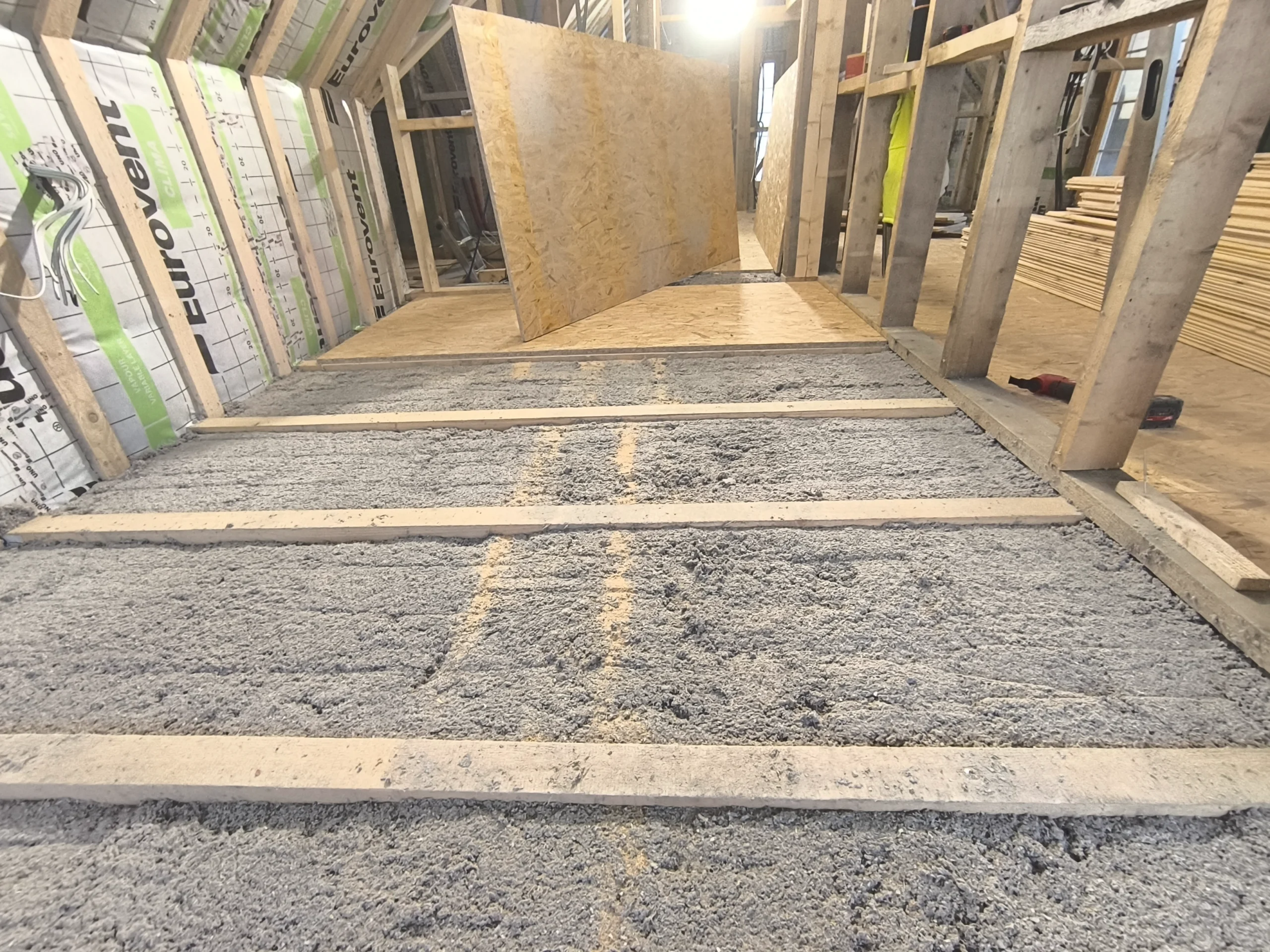 zdjęcie - ocieplanie celulozą