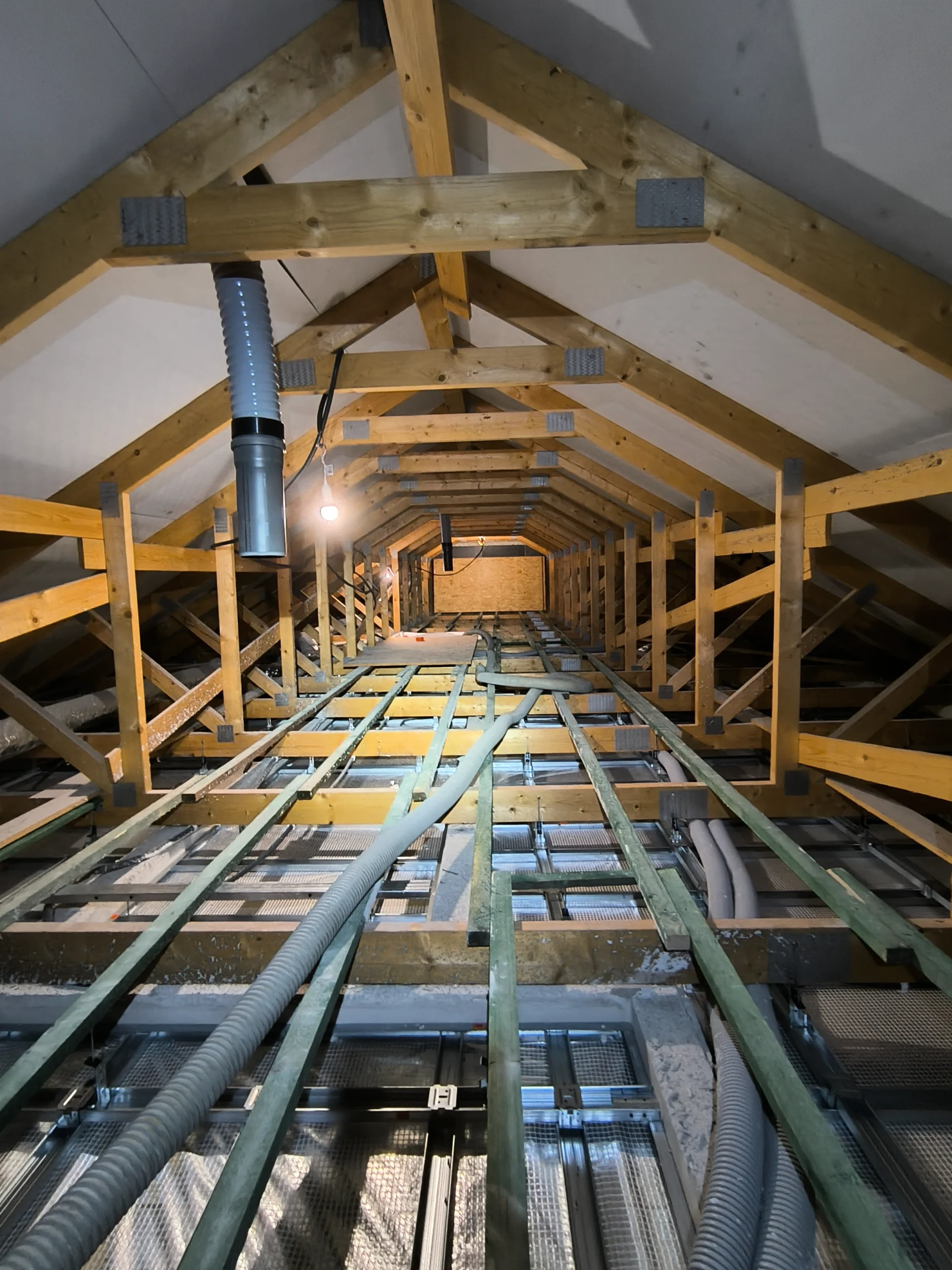 zdjęcie - ocieplanie stropu