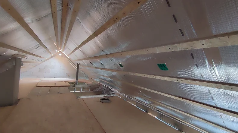 zdjęcie - ocieplanie poddasza